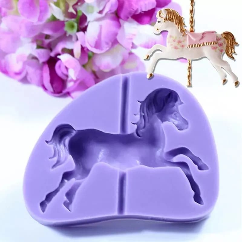 ECT 1082 Horse Mold image 1