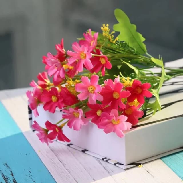 ECT 1924 Light Pink and Dark Pink 28 flower head daisy