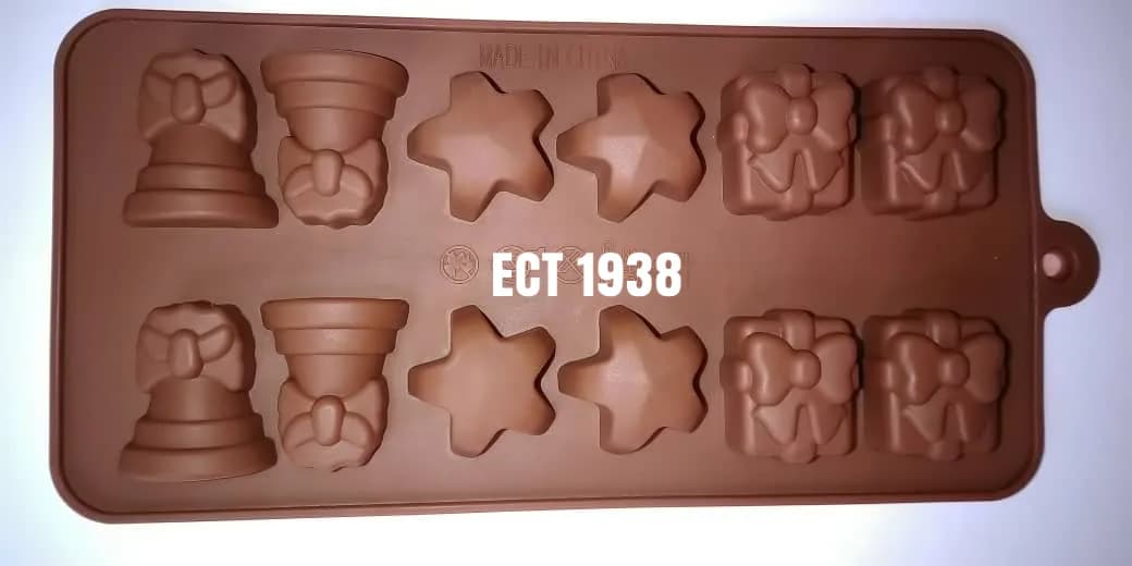 ECT 1938 Christmas chocolate mold image 1