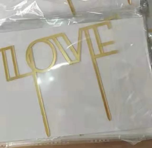 ECT 3098 LOVE topper