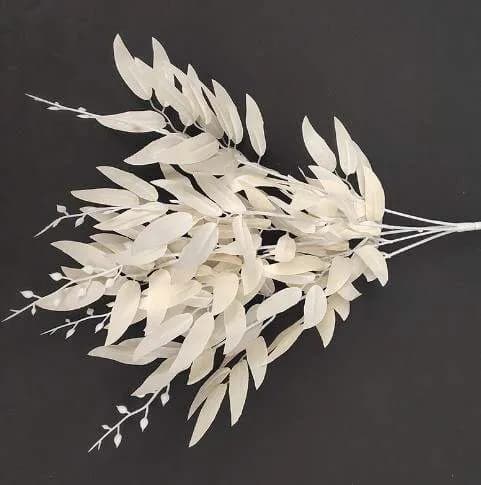 ECT 4350 Off White/Cream leaves